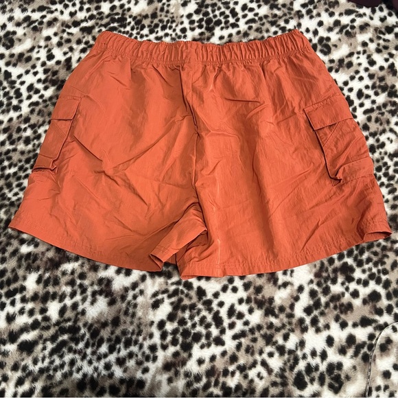Nike size XL men’s orange drawstring waist shorts - Picture 8 of 8